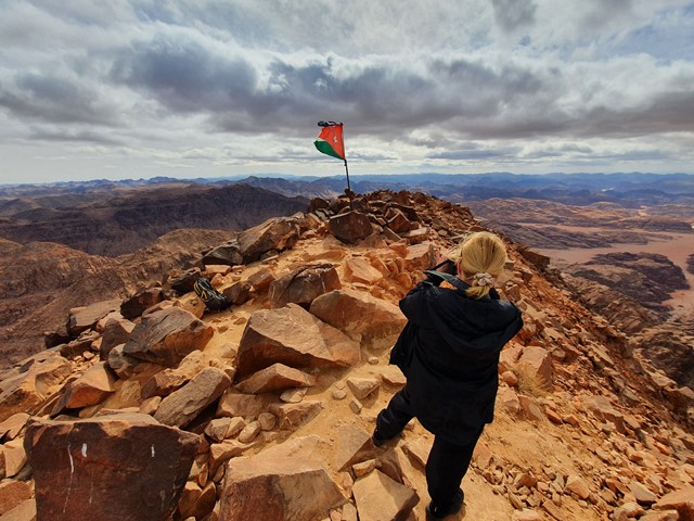 Return Trail - Jabal Um Ad Dami